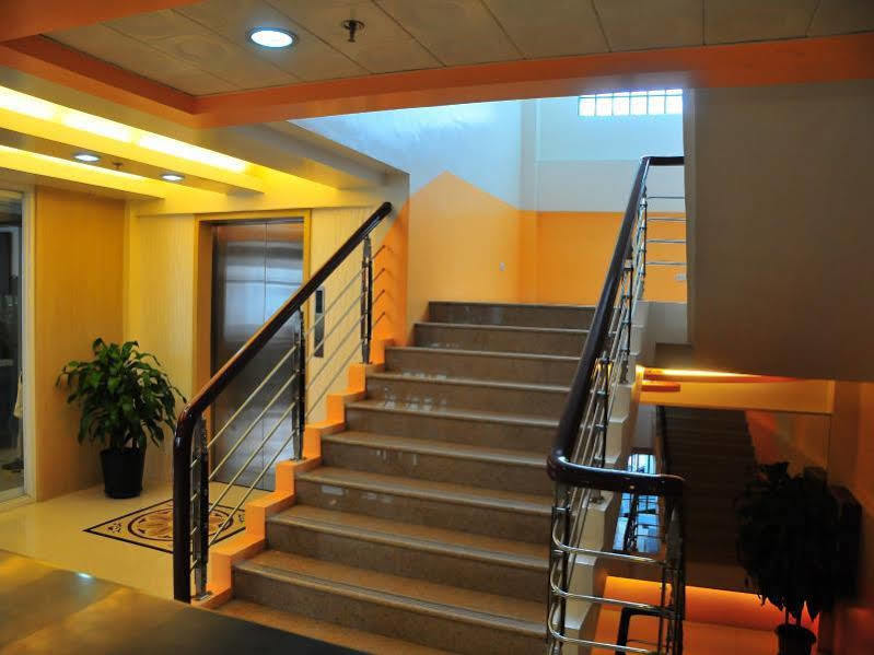 City Center Hotel Baguio City Екстер'єр фото