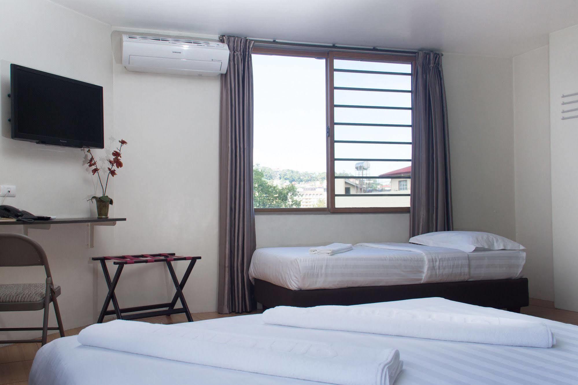 City Center Hotel Baguio City Екстер'єр фото