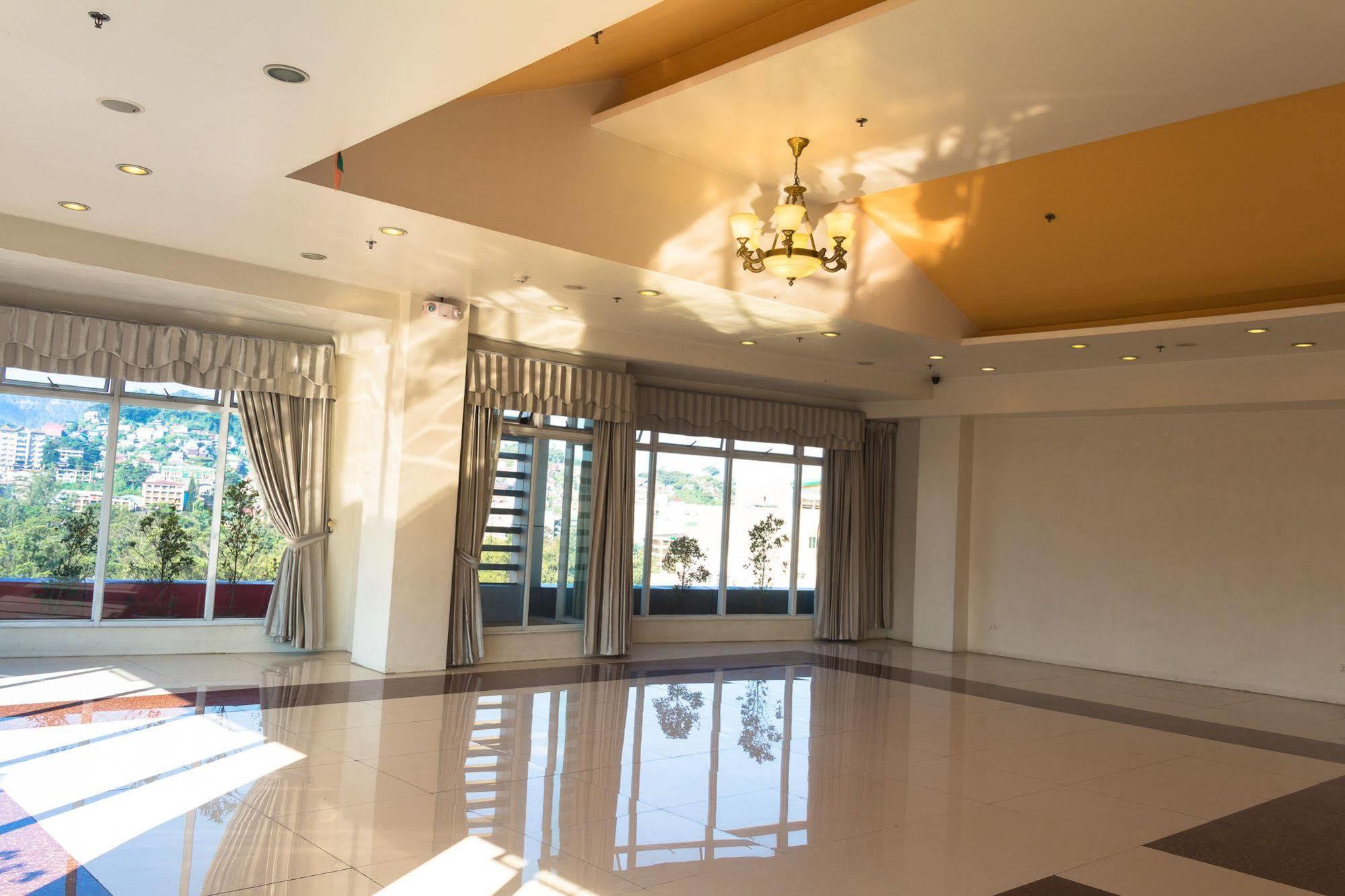 City Center Hotel Baguio City Екстер'єр фото