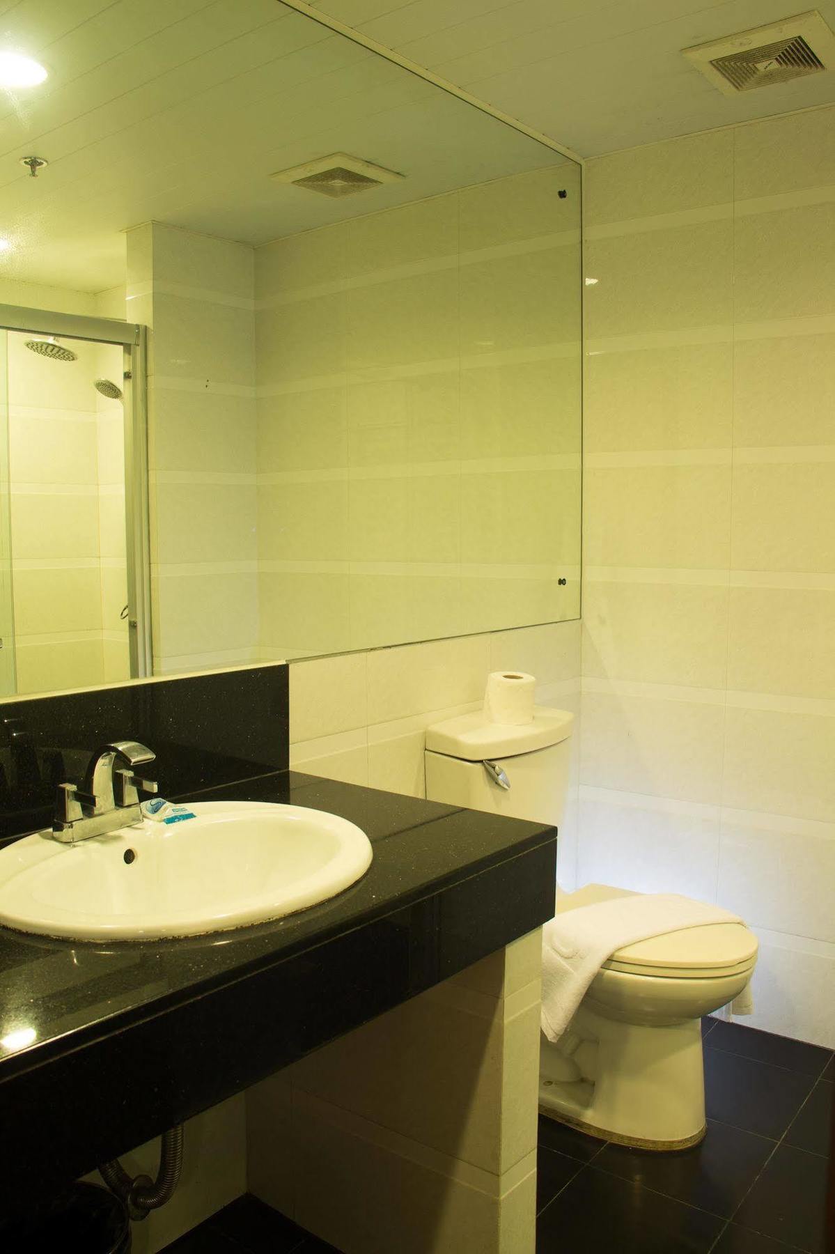 City Center Hotel Baguio City Екстер'єр фото